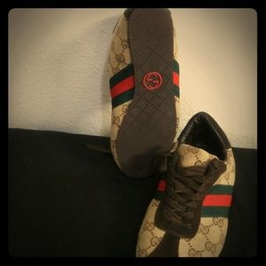 Gucci Sneakers